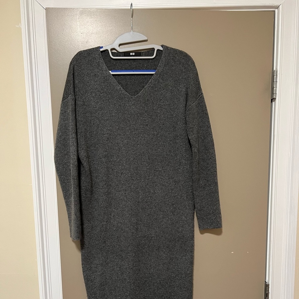 XS-M Gray Uniqlo Sweater Dress